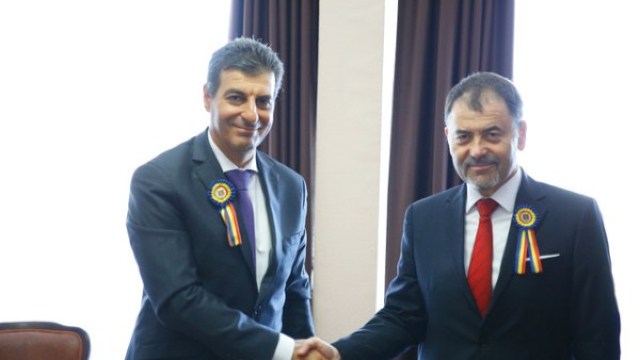 Ministrul Apărării – vizită oficială în România