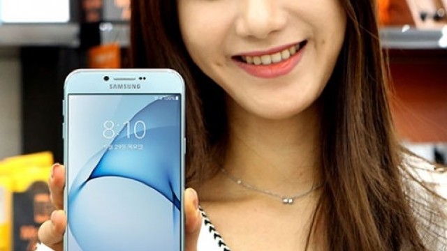 FOTO // Samsung a prezentat oficial noul Galaxy A8