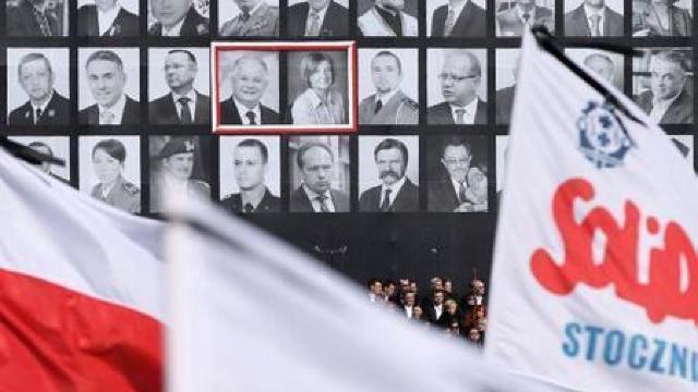 Întorsătură în dosarul Smolensk: Toate victimele vor fi exhumate