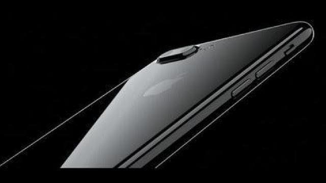 iPhone 7 și iPhone 7 Plus au fost lansate oficial, împreună cu un nou model Apple Watch (FOTO)