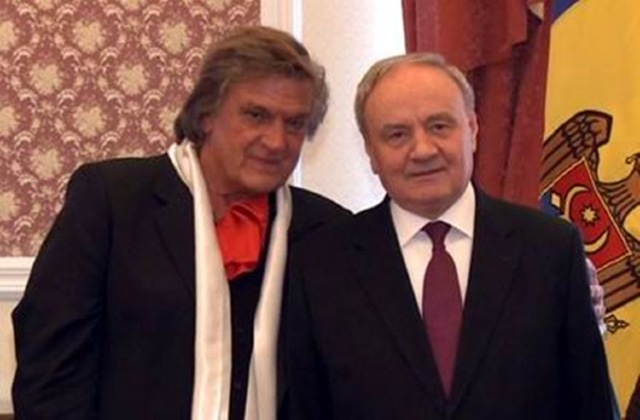 Cetățenii R.Moldova Traian Băsescu și Florin Piersic nu au votat 