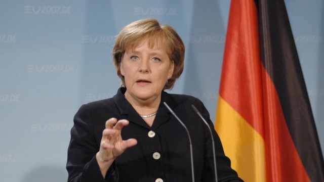 Angela Merkel, îngrijorată de posibile ingerințe ale Moscovei în alegerile germane
