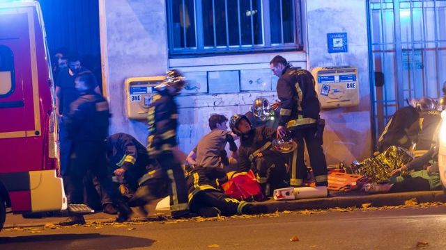Atentate la Paris | Poliția a avut cel puțin 13 ocazii să-i demaște pe viitorii autori ai atacurilor (RAPORT)