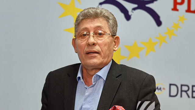 Alegeri 2016//Mihai Ghimpu se lansează în campania electorală în România