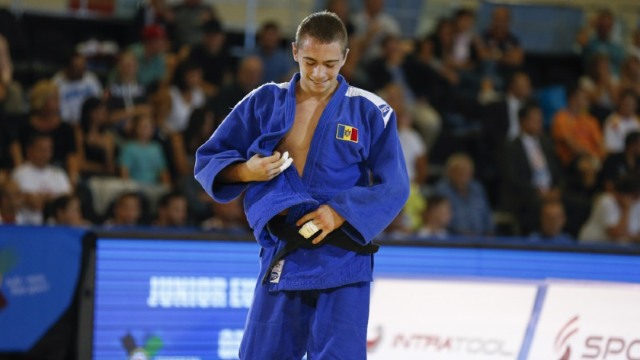 Judocanul Denis Vieru a devenit campion european printre tineret 
