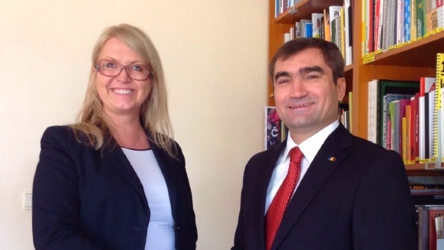 Viceministrul de externe Lilian Darii a avut o întrevedere cu directorul executiv al Fondului Internațional Vișegrad
