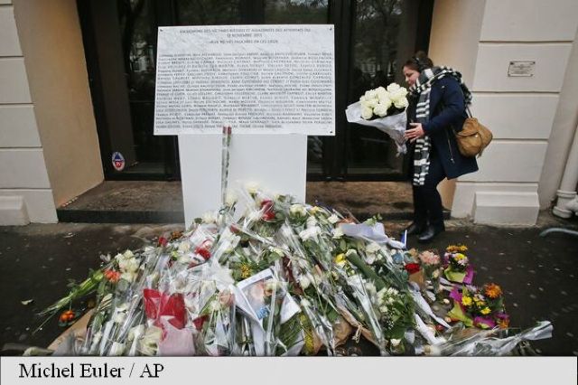 FOTO | Un an de la atacurile teroriste de la Paris, soldate cu 130 de morți și sute de răniți
