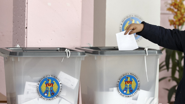 Alegeri 2016 | În mai multe localități din raionul Ungheni se votează pe ÎNTUNERIC