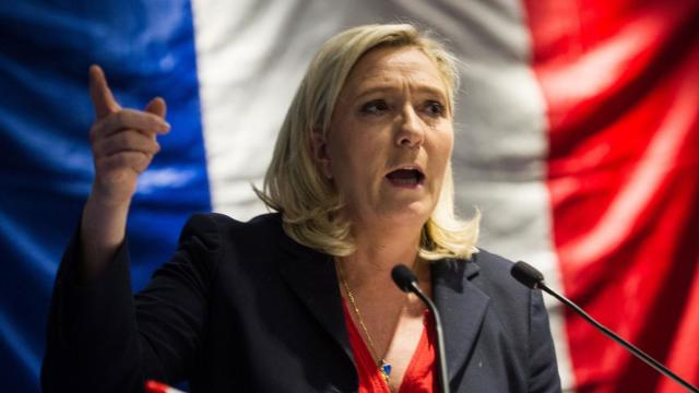 Marine Le Pen, fără imunitatea de eurodeputat. A postat imagini cu execuții ale grupării Stat Islamic pe rețele de socializare