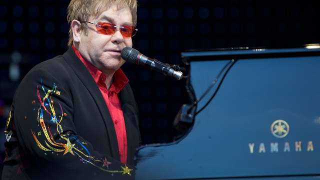 Elton John infirmă informația că va cânta la învestirea președintelui american Donald Trump