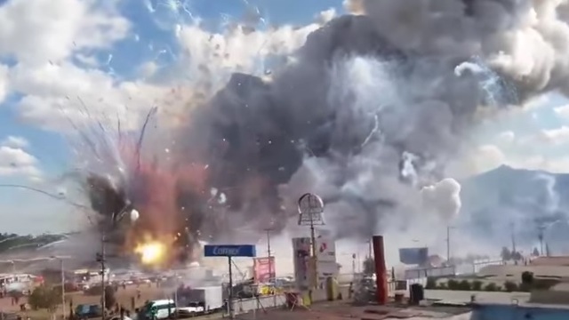 VIDEO | 32 de morți după explozia pieței de artificii din Mexic