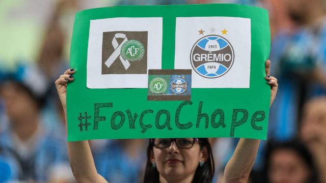 Chapecoense dispută sâmbătă primul meci după tragedia aviatică din Columbia