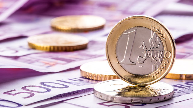 Investițiile străine directe în România, la nivel record după 2008: 3,736 miliarde euro în primele zece luni