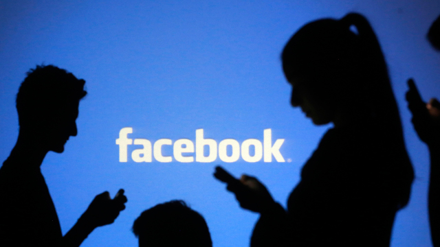 Facebook devine mai colorat