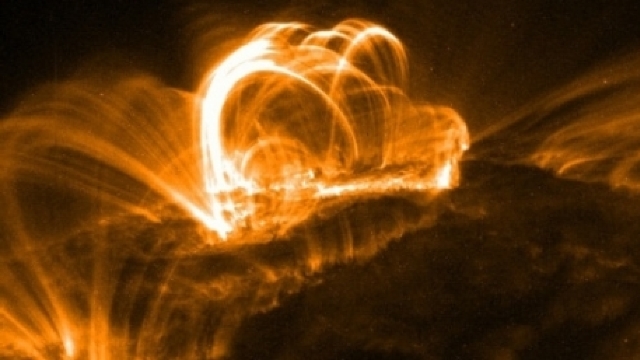 O furtună solară se va abate asupra Terrei