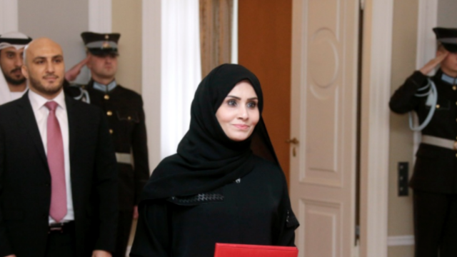 Polițiștii de frontieră din Letonia au obligat-o pe noul ambasador al Emiratele Arabe Unite să-și scoată hijabul