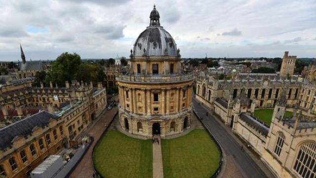 Brexit | Universitatea Oxford vrea să se mute în Franța