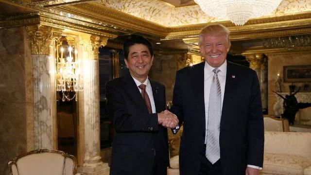 Racheta nord-coreeană | Trump asigură Tokyo de susținere 