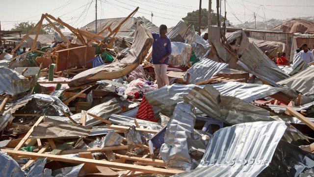 30 morți și 50 de răniți într-un atentat în capitala Somaliei 