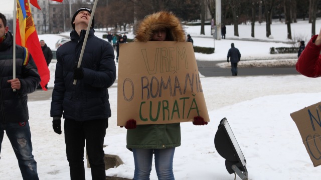 Chișinău | Acțiune de susținere a protestatarilor din Piața Victoriei, de la București (FOTO)