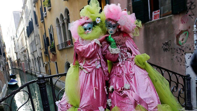 Carnavalul de la Veneția | Ce îi așteaptă în aces an pe vizitatorii orașului redresat după inundații