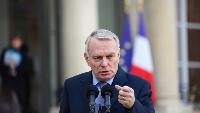 Șeful diplomației franceze insistă la Jakarta asupra necesității unui stat palestinian