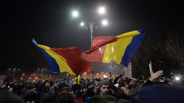 Protest de solidaritate la Chișinău | ”Susținem protestatarii din România”