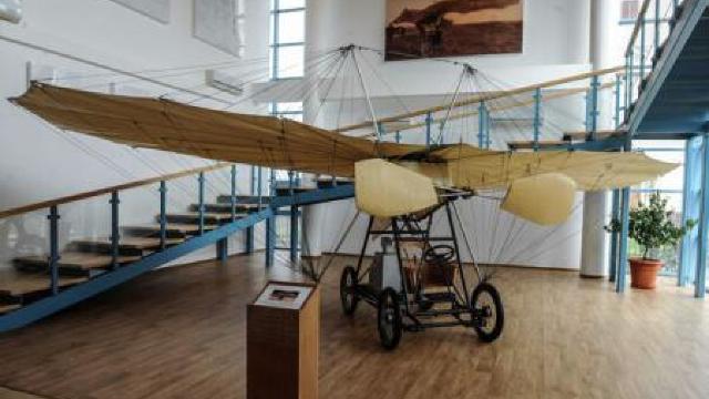 Expoziție la Bruxelles în memoria pionierului aviației mondiale Traian Vuia
