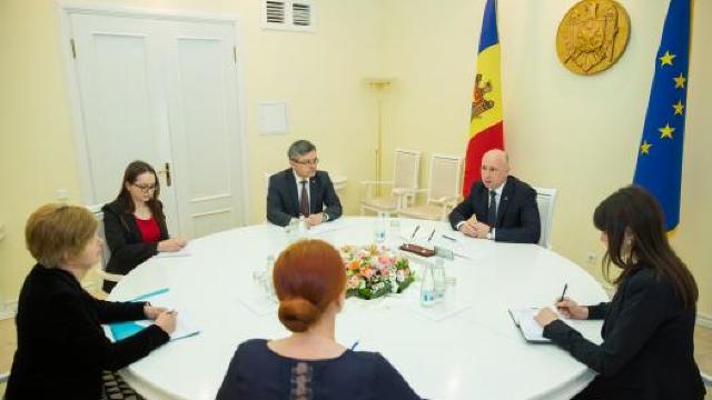 Premierul Filip discută un Acord privind protecția socială a moldovenilor din Italia