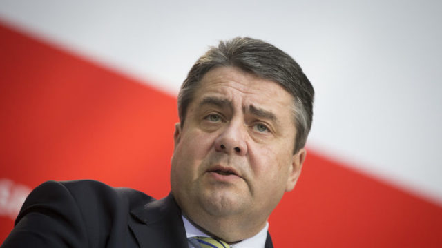 Sigmar Gabriel acuză SUA că încearcă cu sancțiunile împotriva Rusiei să înlocuiască în UE gazul rusesc cu cel american