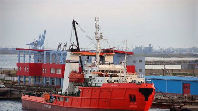 Un inginer român a murit la bordul unei nave în apele malaysiene