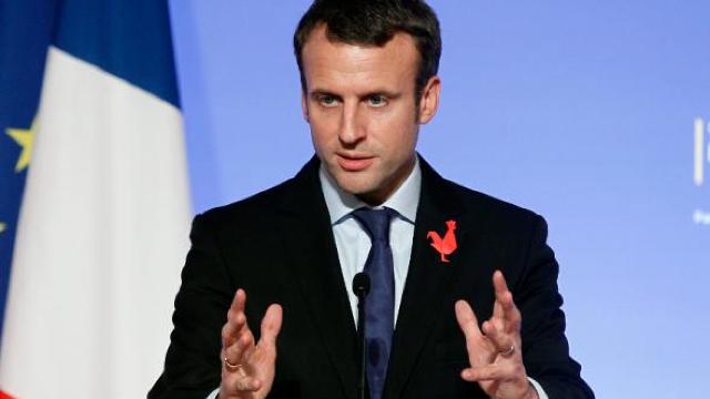 AFP | Emmanuel Macron, un OZN politic, „nici de dreapta, nici de stânga”
