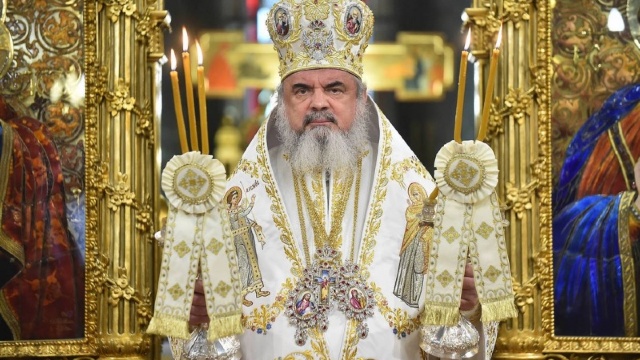 VIDEO | Patriarhul Daniel, în Pastorala de Paști: Iubirea răstignită învinge păcatul, iadul și moartea