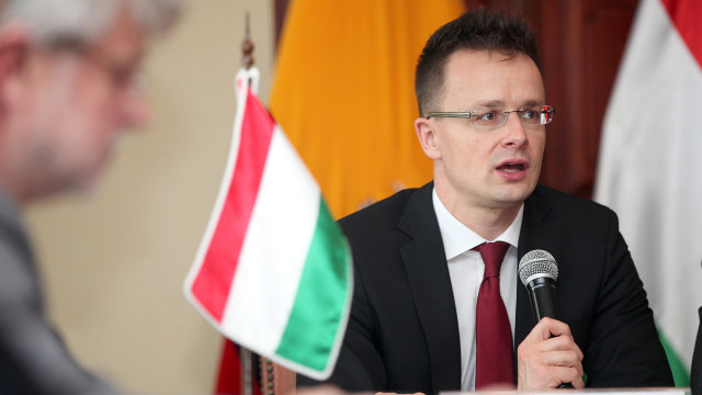 Peter Szijjarto: Grupul de la Vișegrad a rămas unit, în pofida diferitelor tentative de a-l diviza
