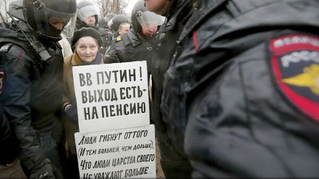 Noi proteste anti-Putin în Rusia | Peste 100 de persoane au fost arestate 