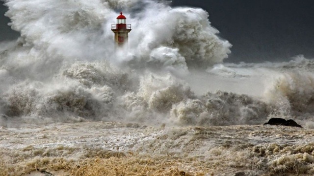 Spania și Portugalia, sub amenințarea unui tsunami devastator