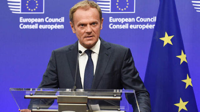 Donald Tusk le cere liderilor UE să înceteze folosirea problemei migrației în scopuri politice
