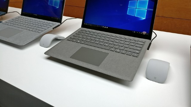 VIDEO | Microsoft lansează Surface Laptop, primul PC cu Windows 10 S