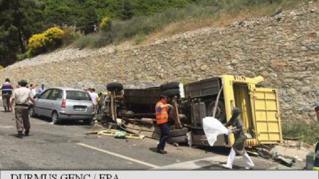Turcia | Un autocar s-a răsturnat în valea unei șosele; cel puțin 20 de morți 