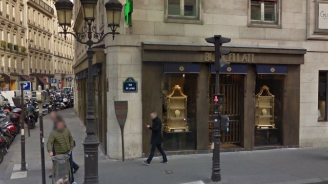 Bijuterii în valoare de milioane de euro au fost furate în urma unui jaf la Paris 