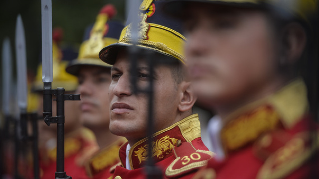 Ceremonii religioase și militare se desfășoară la București și în toată țara, de Ziua Eroilor