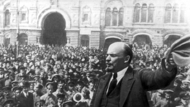 VIDEO | Cum voia Lenin să exporte comunism la București