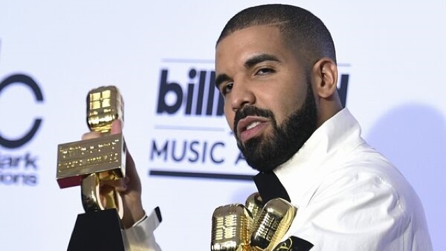 Rapperul Drake este marele câștigător al ediției din 2017 a Billboard Music Awards 