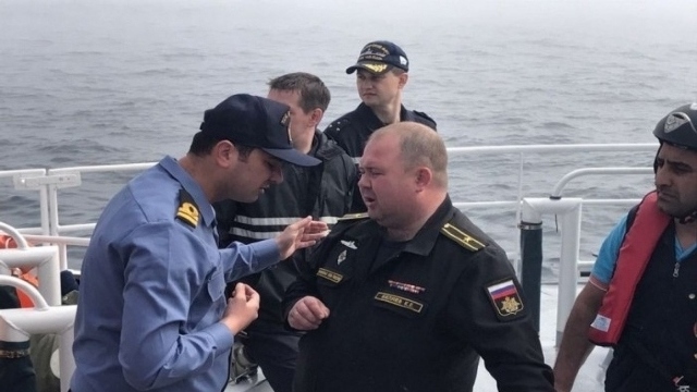 FOTO | Ofițerii navei rusești de recunoaștere, scufundată de cargoul cu oi românești, erau BEȚI 