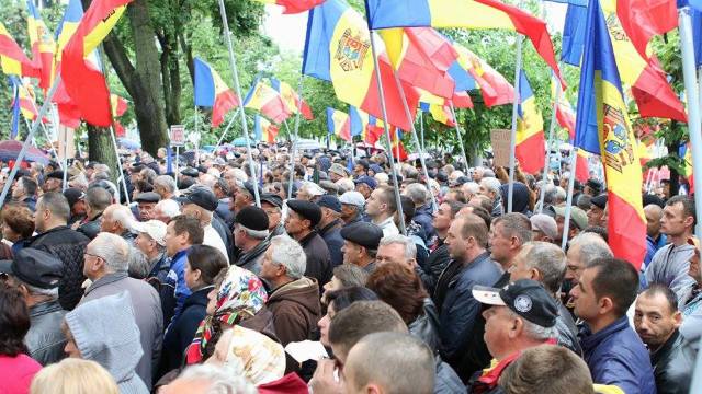 Proteste în Chișinău | Circulație sistată pe o porțiune a bulevardului Ștefan cel Mare