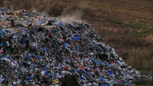 Locuitorii comunei Bubuieci au reluat protestele față de depozitarea deșeurilor