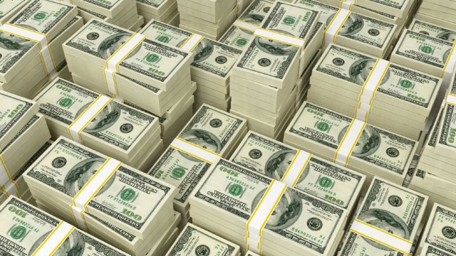 Aprecierea leului a generat surplus de valută pe piață. 36 MILIOANE de dolari au fost cumpărate de BNM
