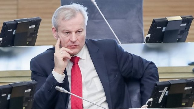 Parlamentul Lituaniei a suspendat mandatul unui deputat acuzat de legături cu Rusia