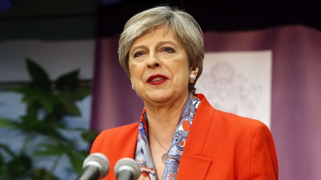 Theresa May se va întâlni cu liderul Partidului Democratic Unionist din Irlanda de Nord