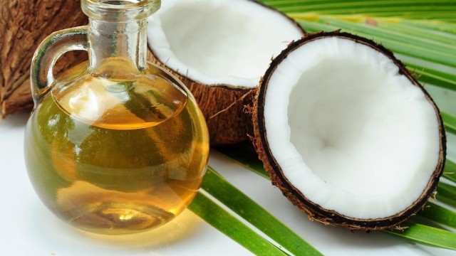 STUDIU | Uleiul de cocos este periculos pentru inimă